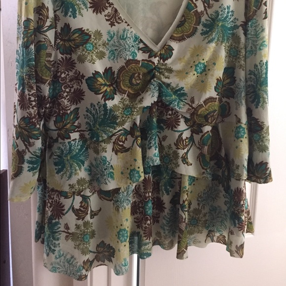 Lane Bryant vintage 3 tiered 3/4 sleeve - Picture 3 of 7